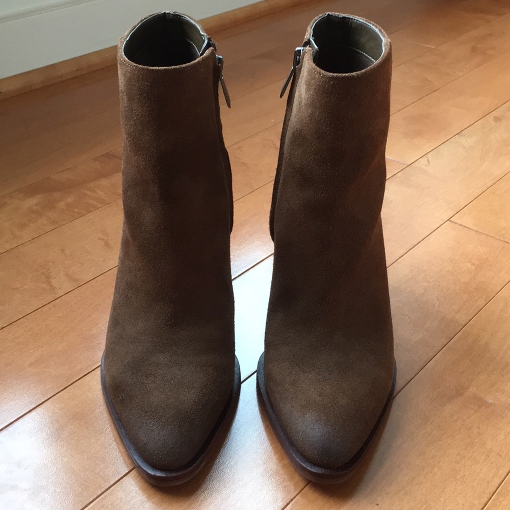 New Sam Edelman brown suede ankle boots- size women’s 7.5